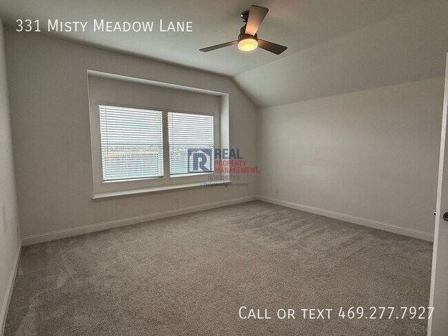 Building Photo - 331 Misty Mdw Ln