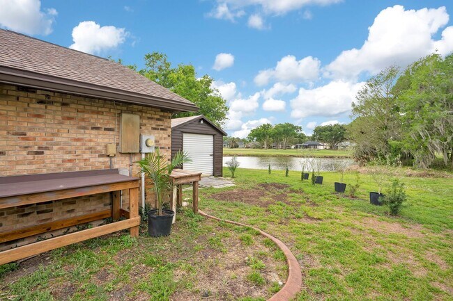 Building Photo - 2724 Ardon Ave