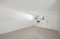 Building Photo - 2799 E 4th Ave