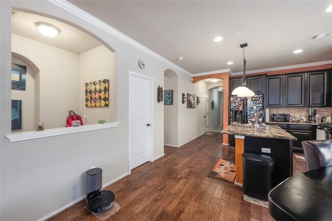 Building Photo - 133 Camden Cove