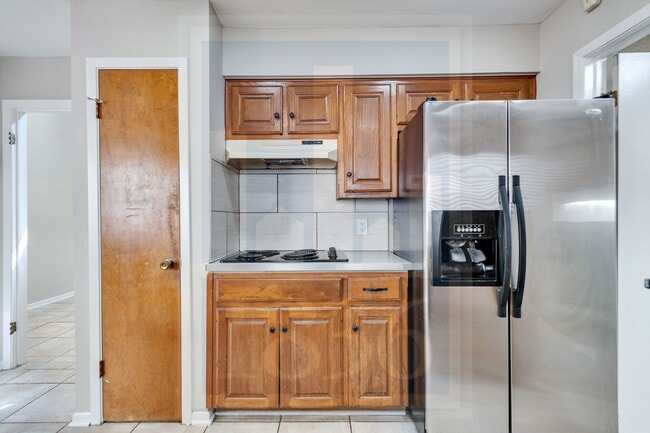 Building Photo - 7302 Waldon Dr