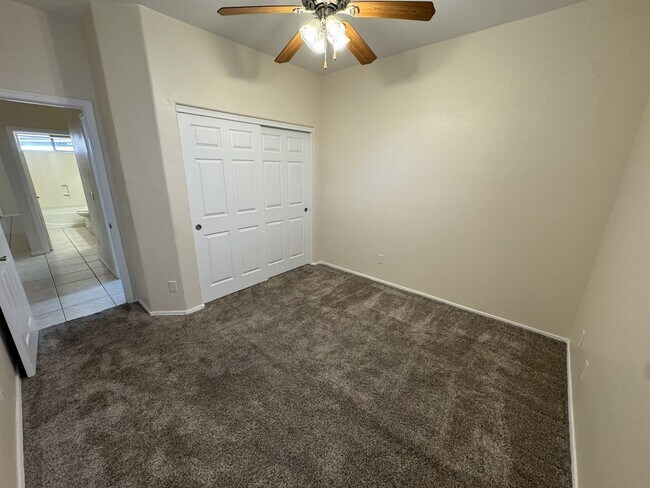 Building Photo - 15477 W Jackson St
