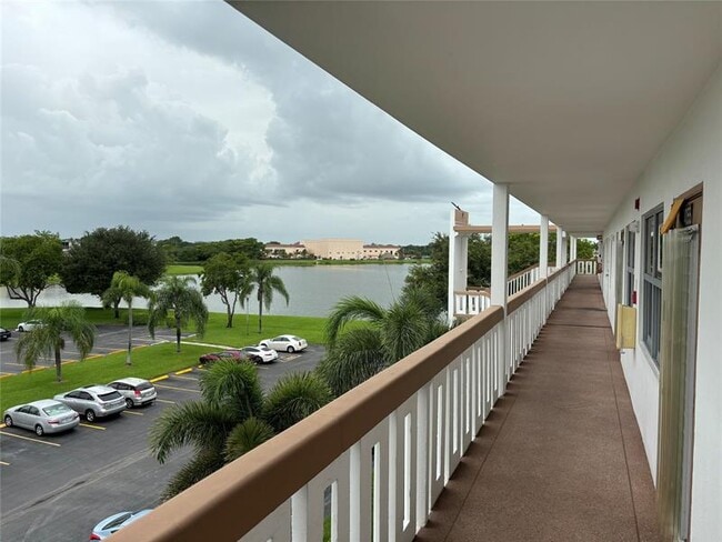 Building Photo - 4053 Cornwall C