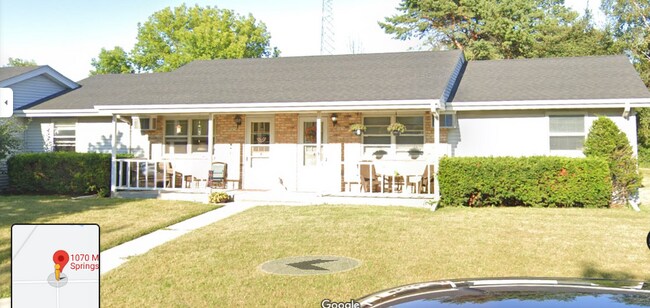 Primary Photo - 1072 MINERAL SPRINGS DR