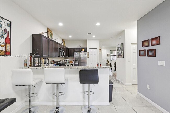 Building Photo - 11746 SW 151 Ave