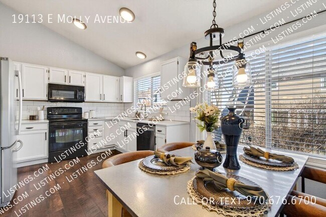 Building Photo - 19113 E Molly Ave