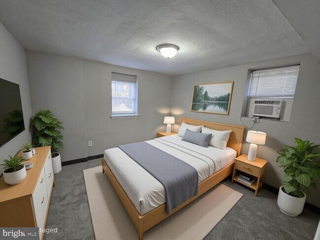 Building Photo - 7607 Eastern Ave NW