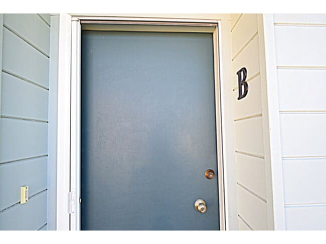 Primary Photo - QUIET Charm. Upper1BR In Duplex. New featu...