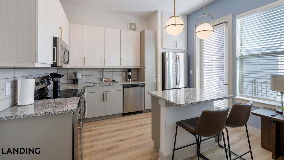 Building Photo - 13701 Montfort Dr