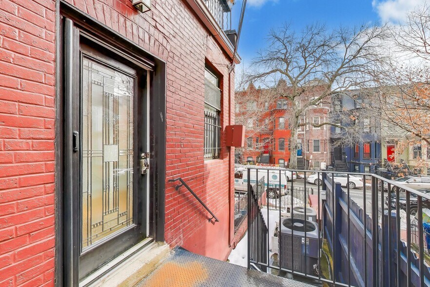 Building Photo - 500 M St NW