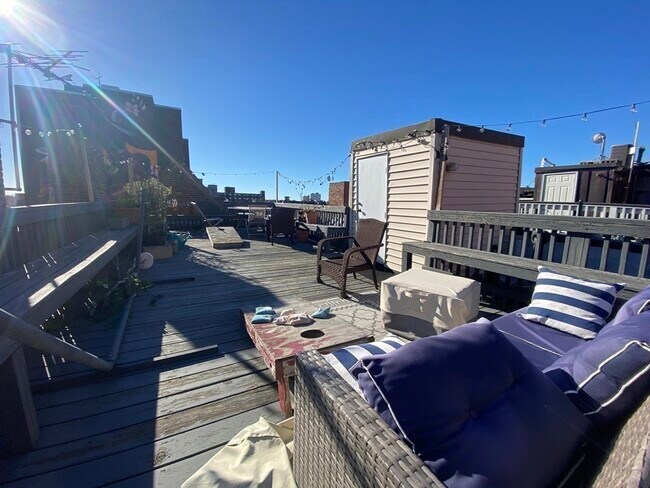 Building Photo - 7 Worcester St