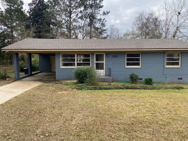 Primary Photo - **ON HOLD**3 Bedroom / 1 Bathroom Home for...