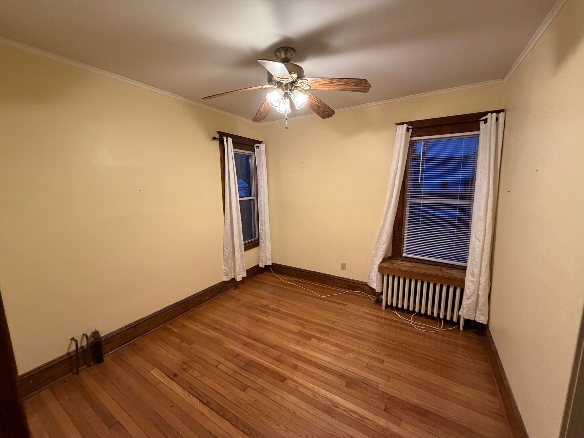 Building Photo - 4 Harris Ave