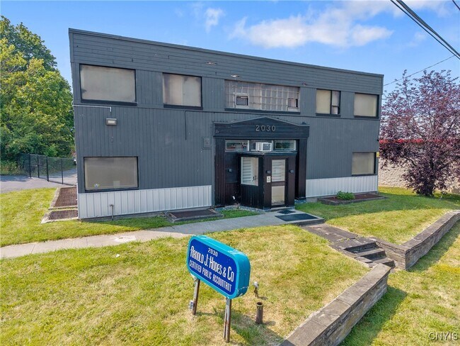Building Photo - 2030 Erie Blvd E