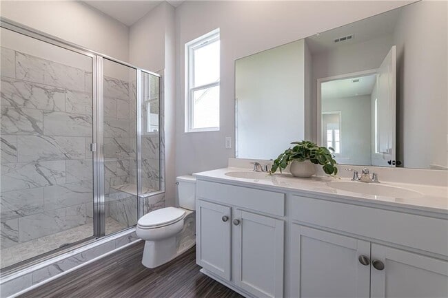 Building Photo - 212 Birchwood Row