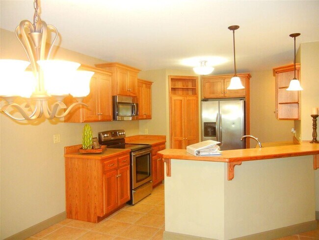 Building Photo - Italian Estates Property Management