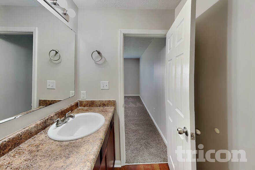 Building Photo - 7916 Amadeus Dr