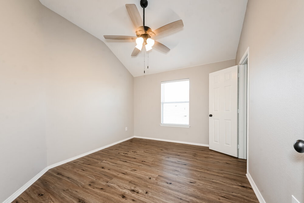 Building Photo - 908 Matthew Ln