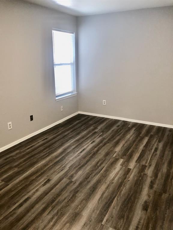 Building Photo - 12402 Alderbrook Dr