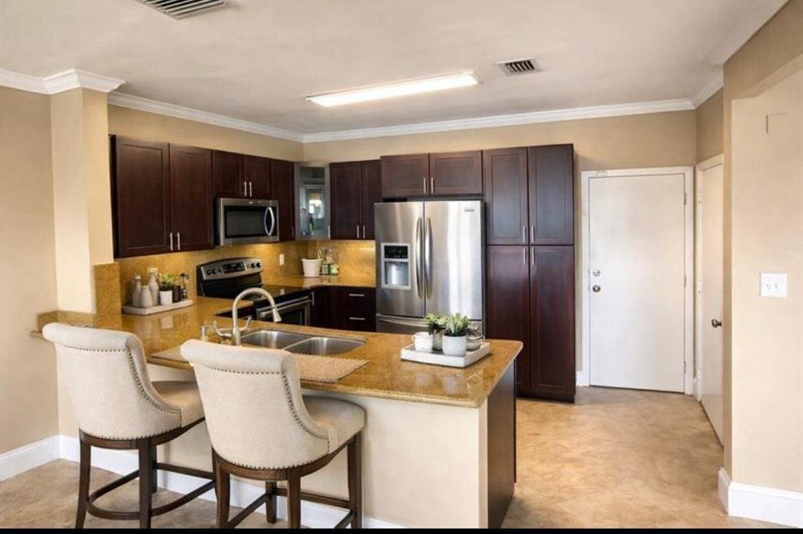 Building Photo - 599 NW 87th Ter