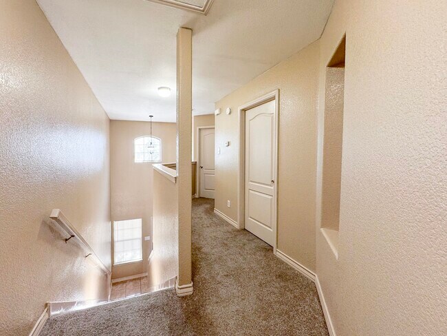 Building Photo - 4248 Dorel Dr