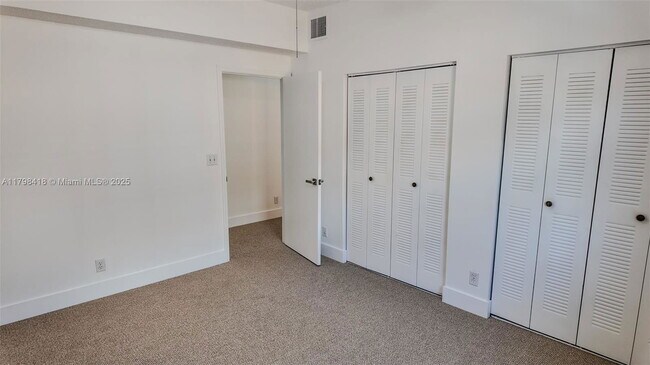 Building Photo - 1477 Barcelona Way