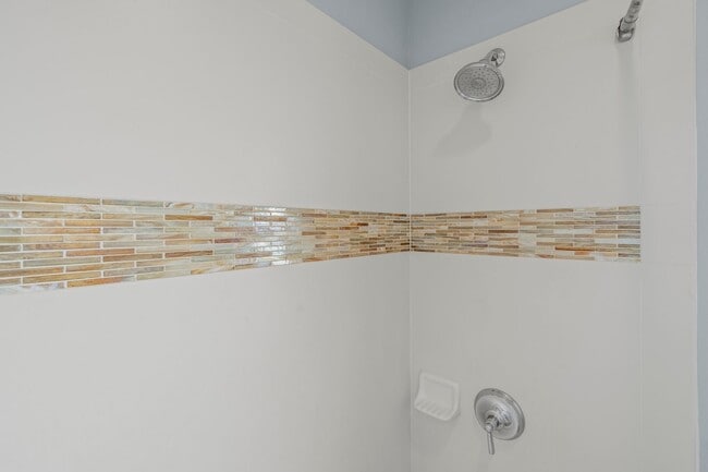 Building Photo - Kahoma Village: Fully furnished 4-bedroom, 2.5-bath home