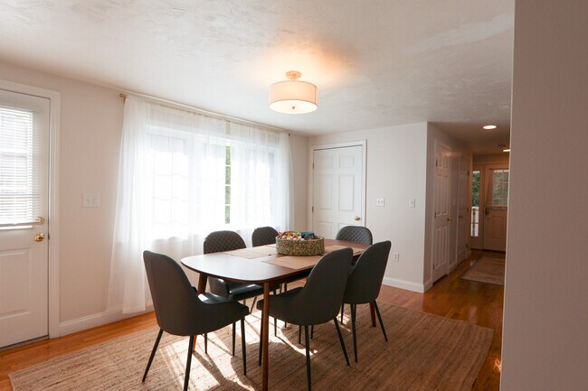 Building Photo - 25 Jay St