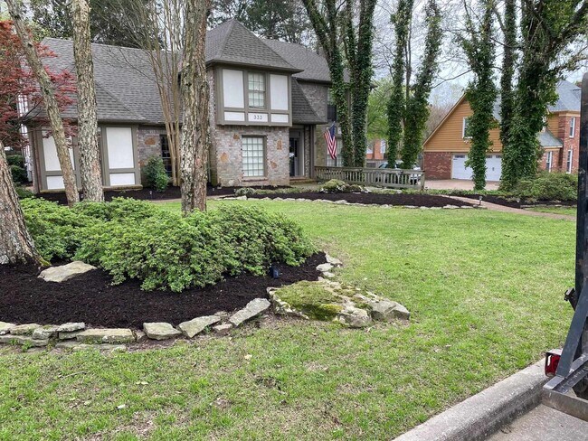 Primary Photo - 333 Songbird Rd