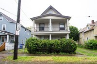 Building Photo - 5806 Bonna Ave