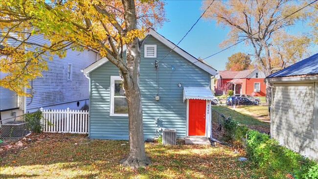 Building Photo - beautifully renovated 1922 bungalow in the...