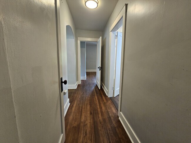 Building Photo - 6005 Medlin Heights Rd