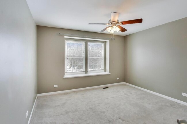 Building Photo - 410 Arlington Ln