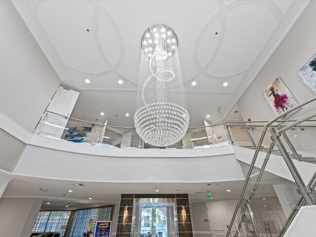 Building Photo - 5415 Verona Dr