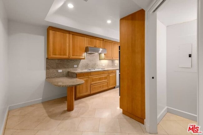 Building Photo - 701 Ocean Ave