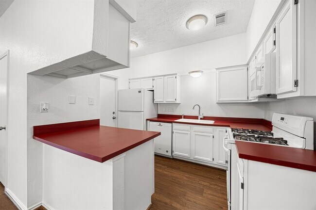 Building Photo - 19307 Gladewater Ct