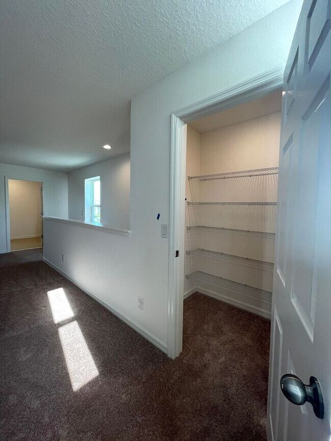 Building Photo - Williams Preserve-Brand New Home-846 Marcel Loop Davenport