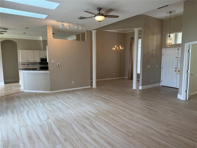 Building Photo - 2910 Philippe Pkwy