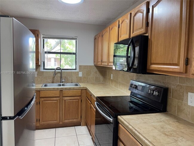 Building Photo - 15591 SW 105th Terrace