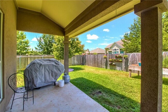Building Photo - 30617 Chi Chi Dr