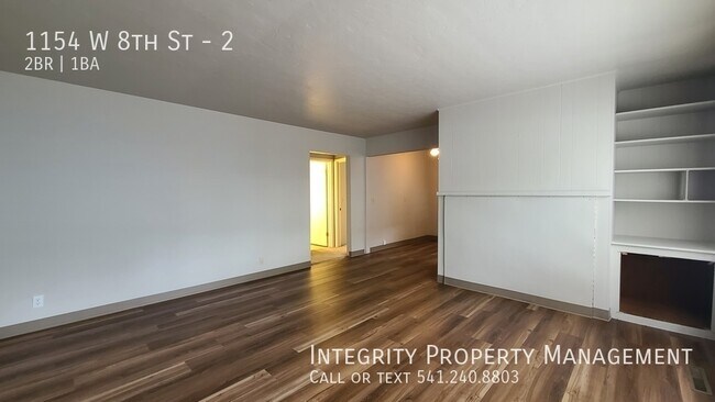 Building Photo - 1154 W 8th St