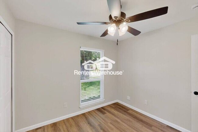 Building Photo - MOVE IN READY - 3BED/2BATH - THE COLONY, T...