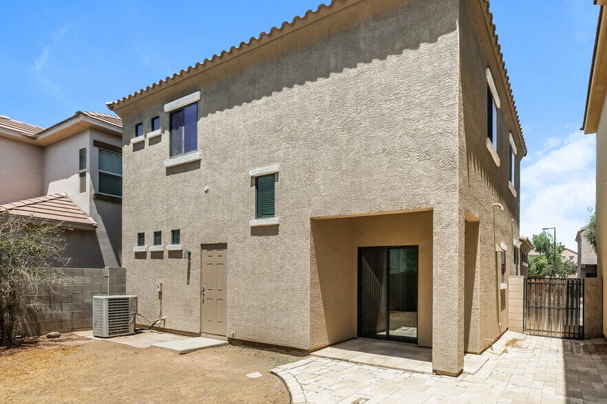 Building Photo - 10317 W Monterosa Ave