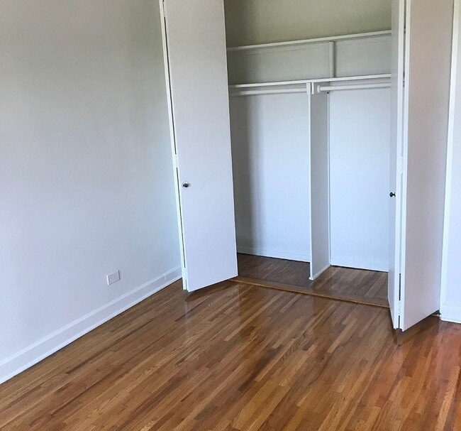 Building Photo - "Charming 1-Bed Gem in The Bronx – Your Perfect Urban Retreat!"