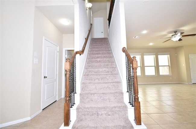 Building Photo - 24034 Schults Meadow Ln