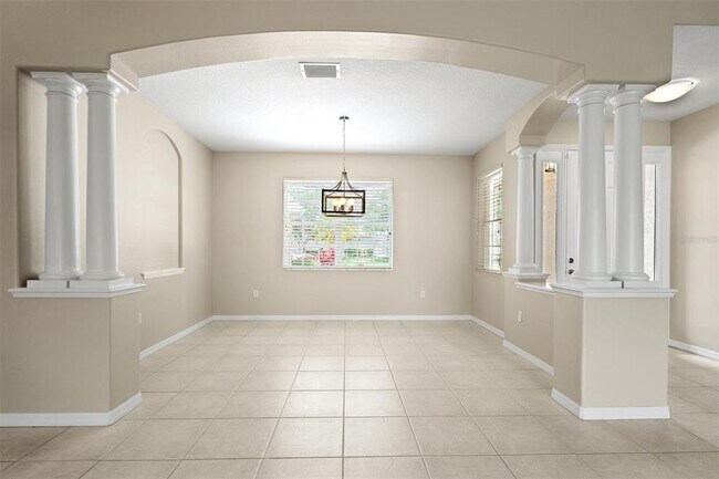 Building Photo - 7806 Drayton Cir