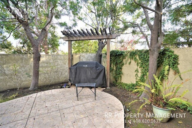 Building Photo - 2750 Merlone Ct