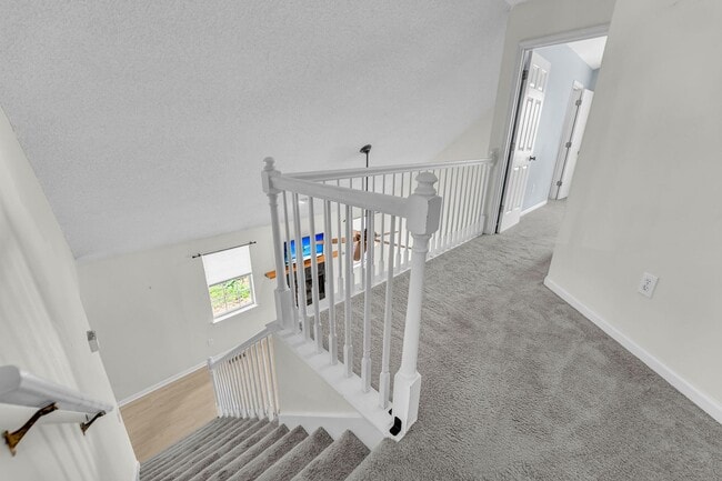 Building Photo - Charming 3BR/2.5BA Home with 2-Car Garage & Fenced Yard in Citadel Woods — West Ashley