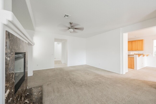 Building Photo - 3 bedroom - 2 story home located in 89141