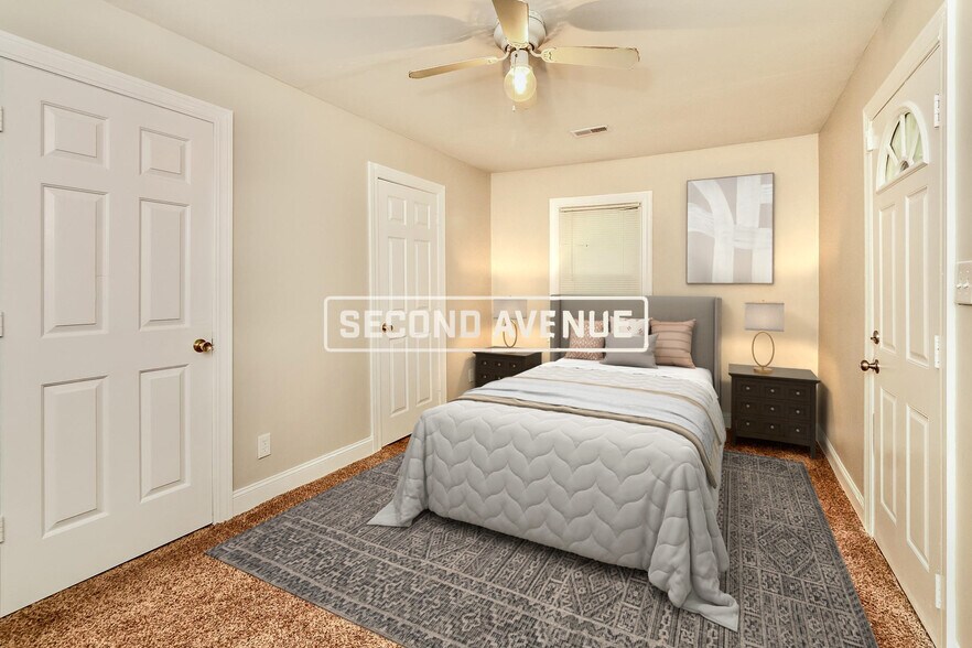 Building Photo - 3746 Kahlert Ave